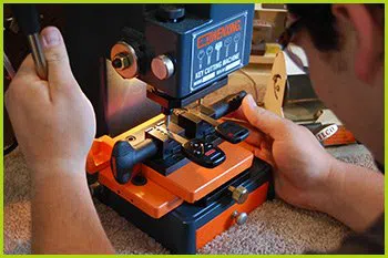 Expert Locksmith Services Romeoville, IL 815-290-0387 - 18-key-making